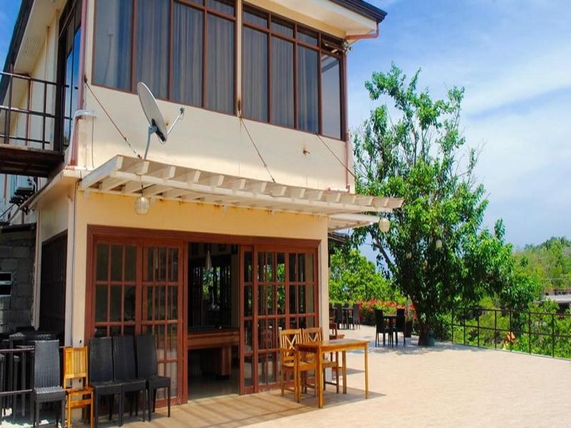 Tugawe Cove Resort