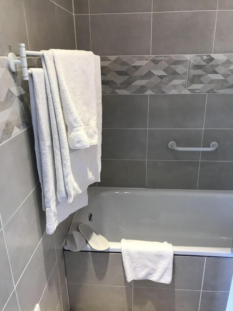 Hôtel les Iris image