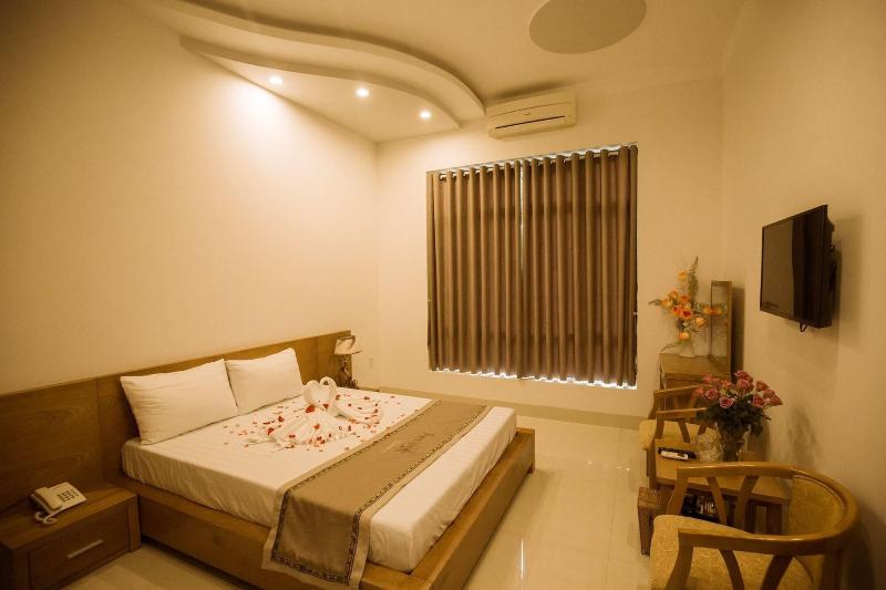 Tuyet Suong Villa Hotel image