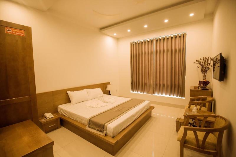 Tuyet Suong Villa Hotel image