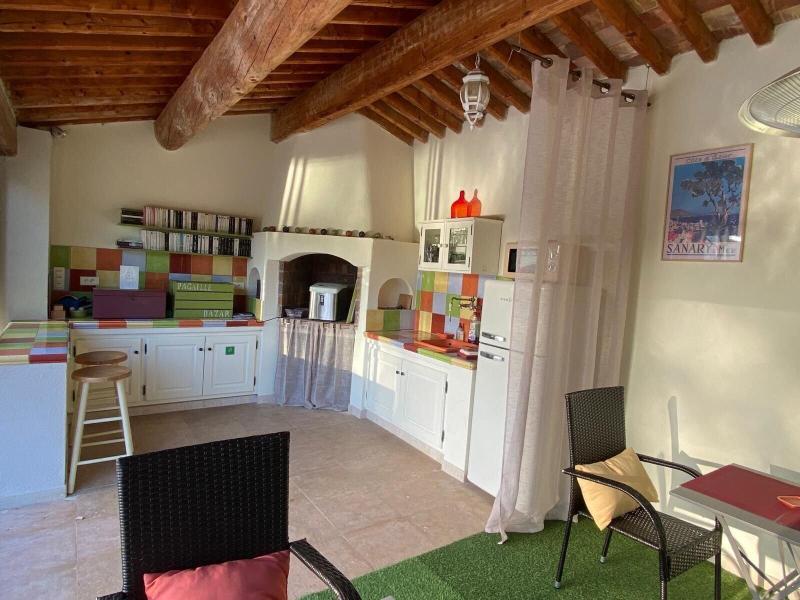 Une Pause En Provence image
