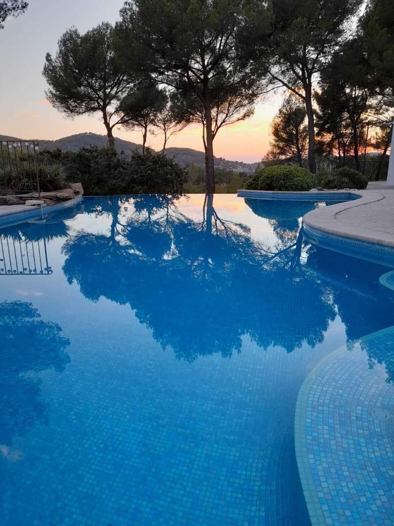 Une Pause En Provence image