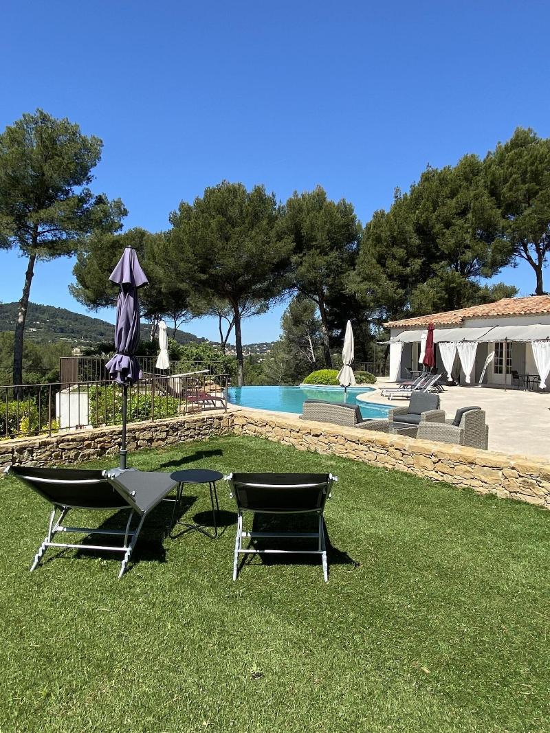 Une Pause En Provence image
