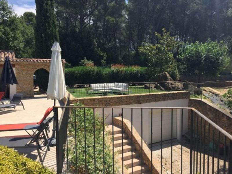 Une Pause En Provence image