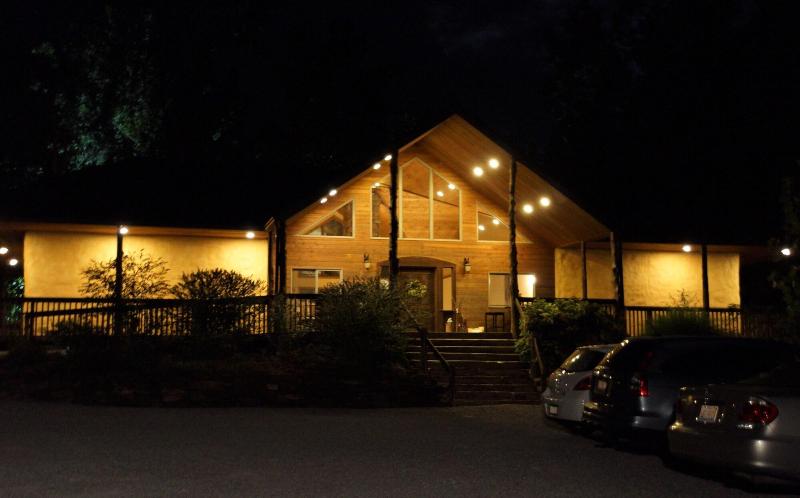 Makanda Inn & Cottages image