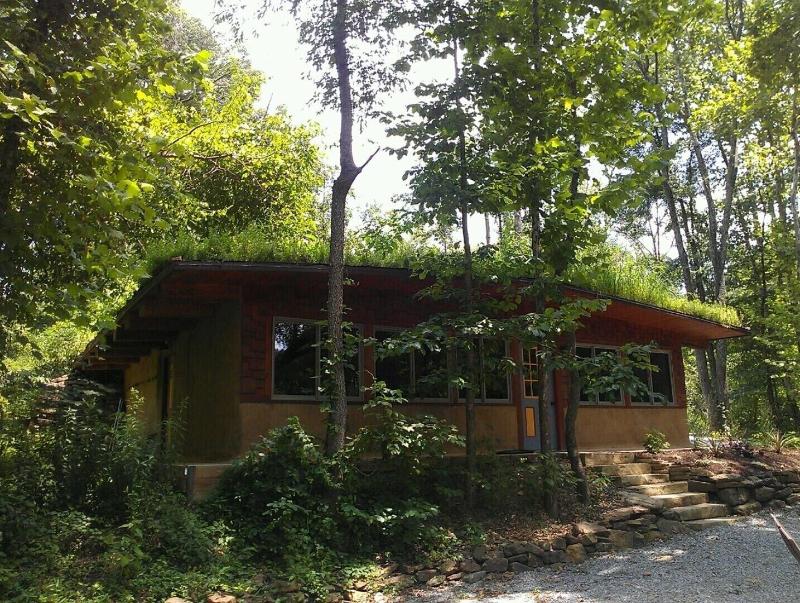 Makanda Inn & Cottages image
