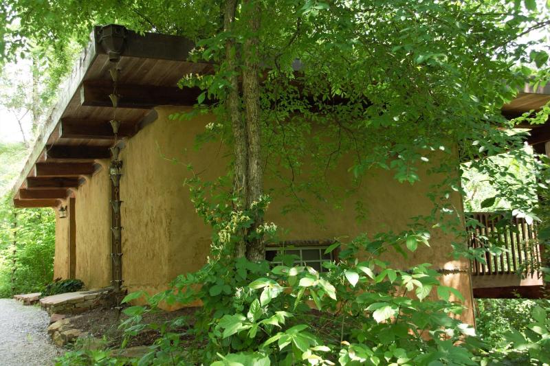 Makanda Inn & Cottages image