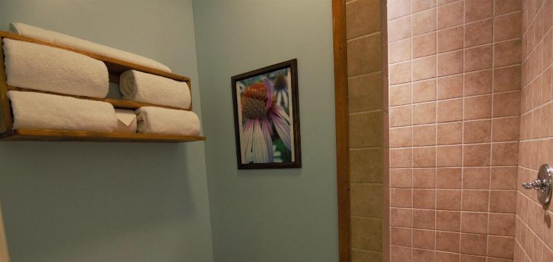 Makanda Inn & Cottages image