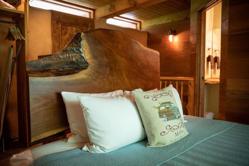 Makanda Inn & Cottages image