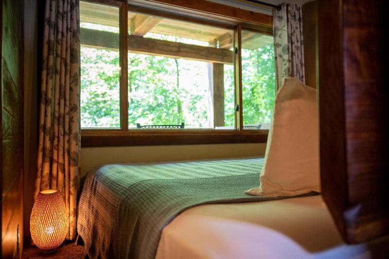 Makanda Inn & Cottages image