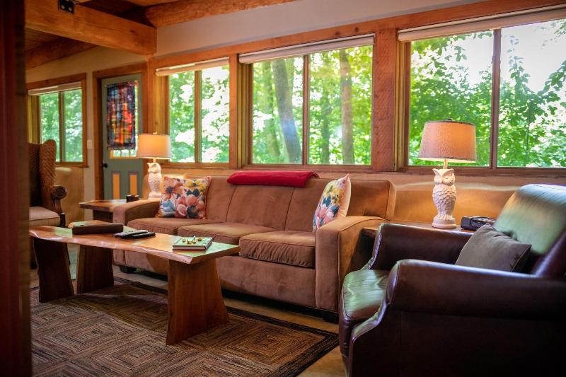 Makanda Inn & Cottages image