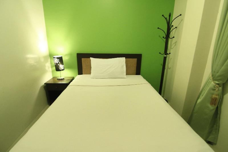 Urban Manor Hotel Annex image