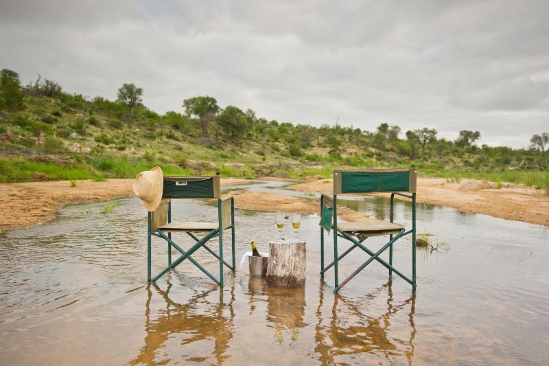 Makumu Private Game Lodge image