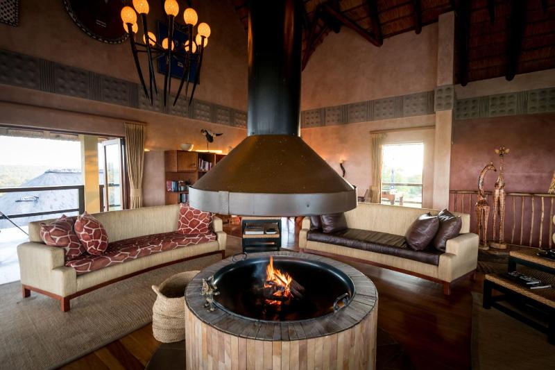 Makumu Private Game Lodge image
