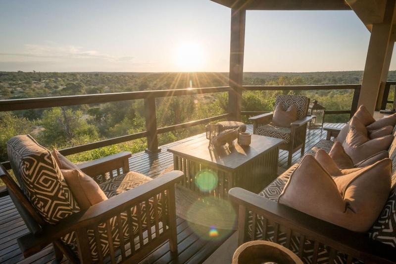 Makumu Private Game Lodge image