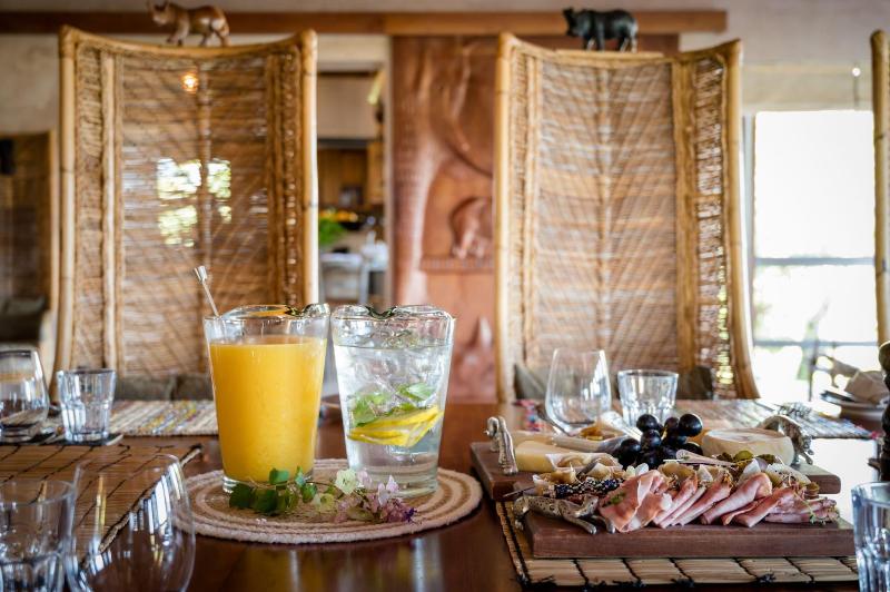 Makumu Private Game Lodge image