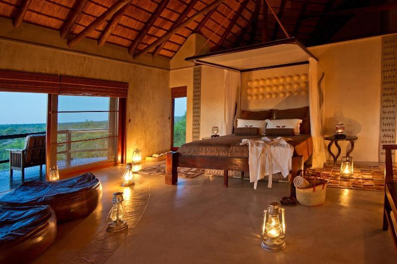 Makumu Private Game Lodge image