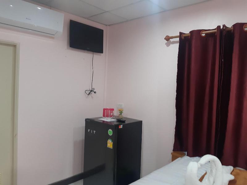 Makwan Resort Rayong image