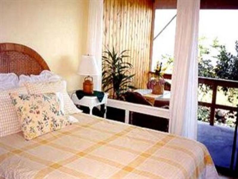 Hale-hoola B & B image