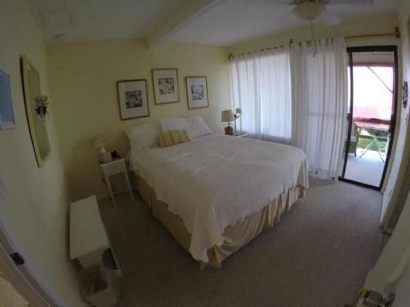 Hale-hoola B & B image