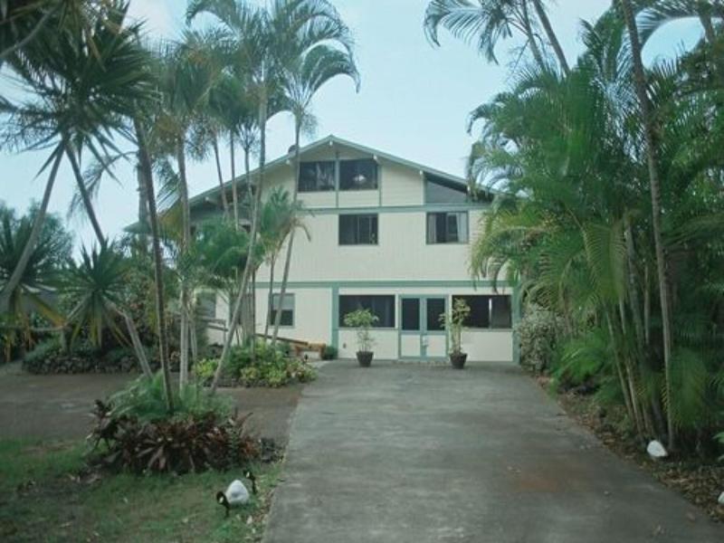 Hale-hoola B & B image