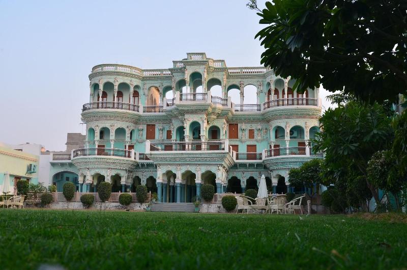 Malji Ka Kamra image