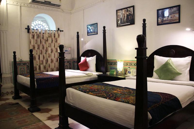 Malji Ka Kamra image