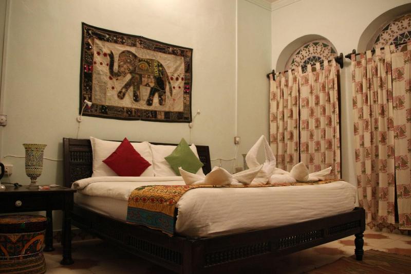 Malji Ka Kamra image