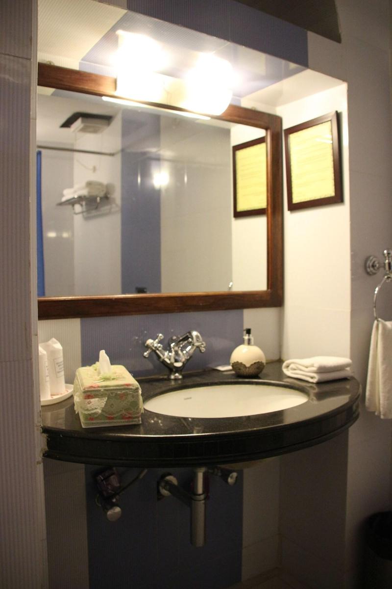 Malji Ka Kamra image