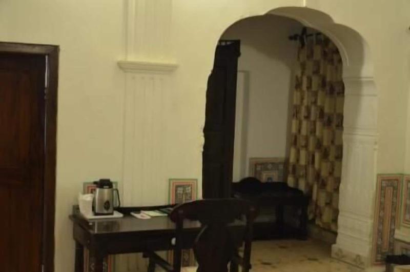 Malji Ka Kamra image