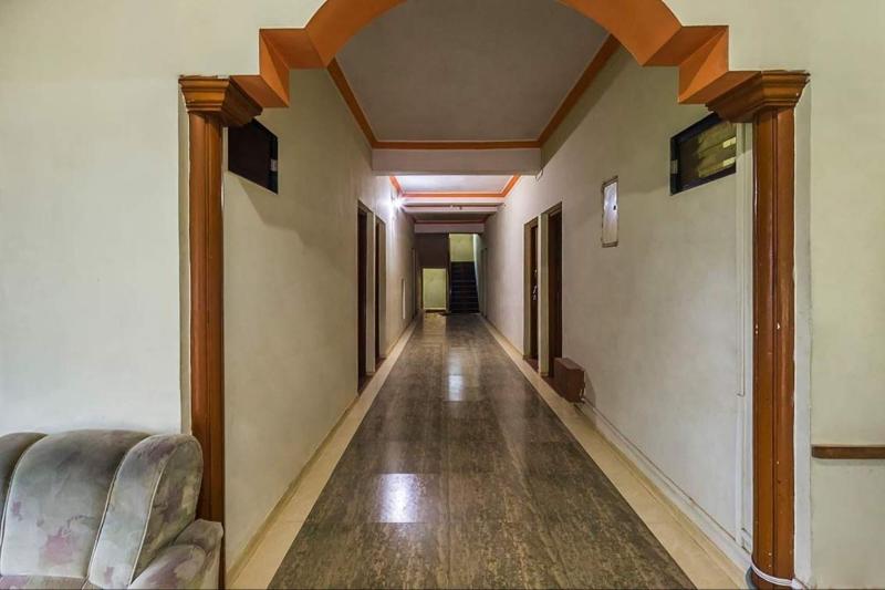 Manas Cottage,Saputara — view