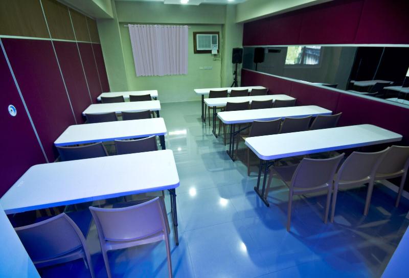 Mango Suites -Tuguegarao image