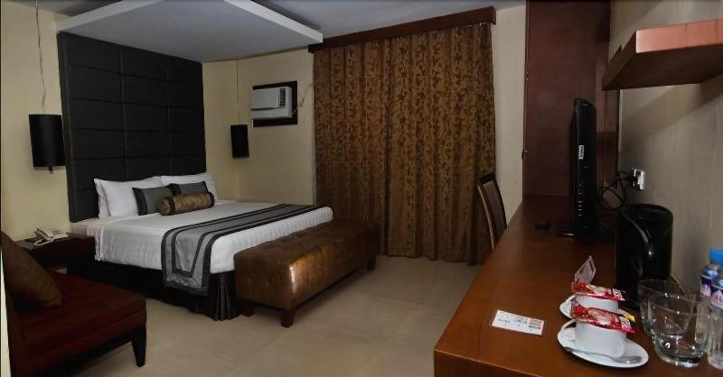 Mango Suites -Tuguegarao image
