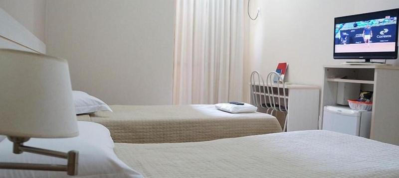 Manhuaçu Center Hotel image