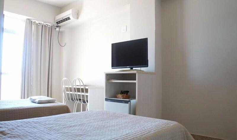 Manhuaçu Center Hotel image