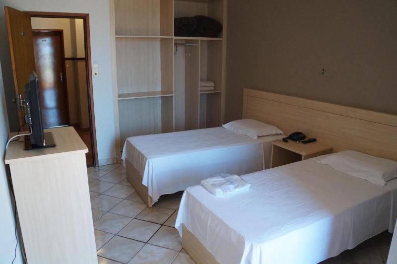 Manhuaçu Center Hotel image