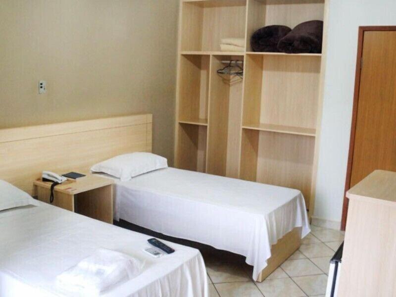 Manhuaçu Center Hotel image