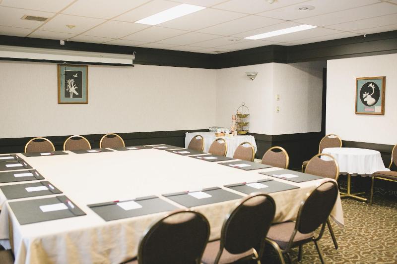 Victoria Inn Flin Flon image