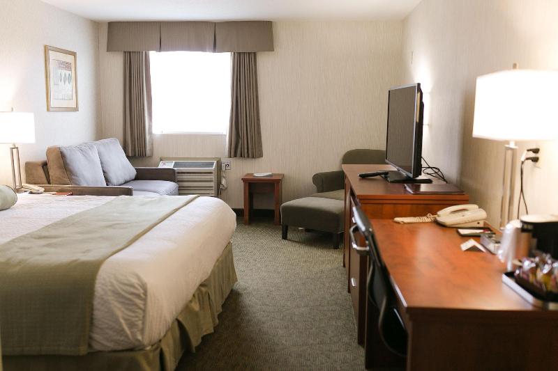 Victoria Inn Flin Flon image
