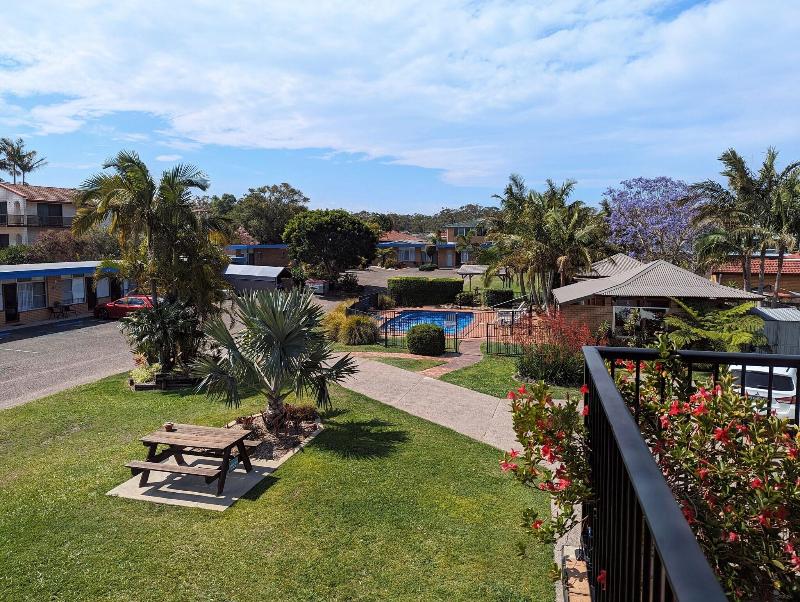 Haven Waters Motel & Apartments image