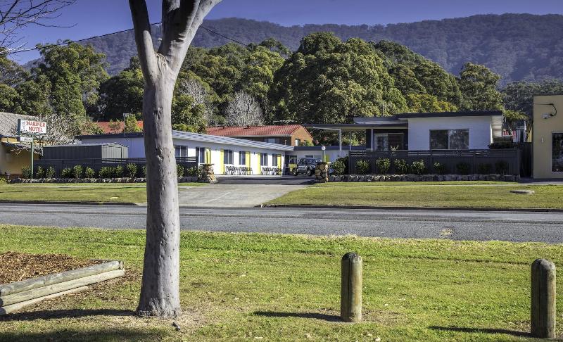 Mariner Motel image