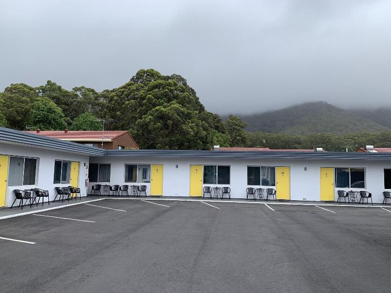 Mariner Motel image