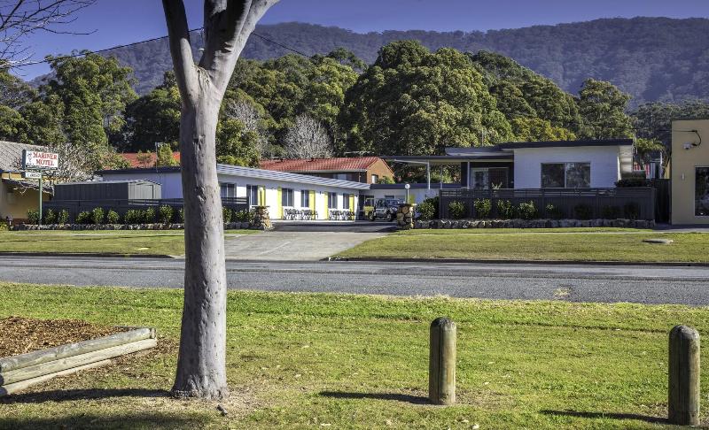 Mariner Motel image