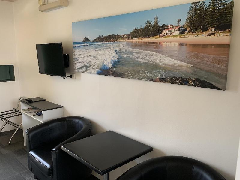 Mariner Motel image