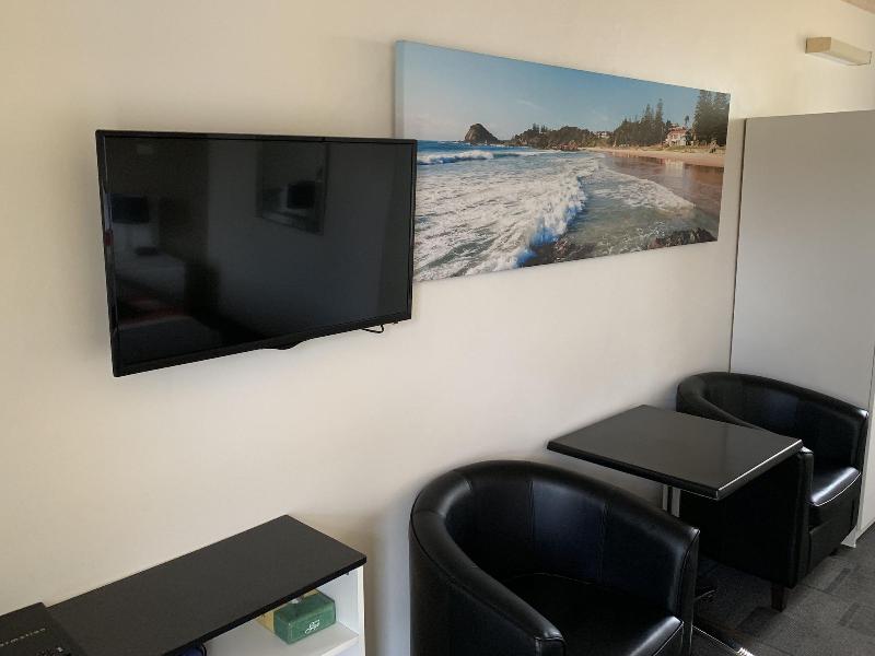 Mariner Motel image