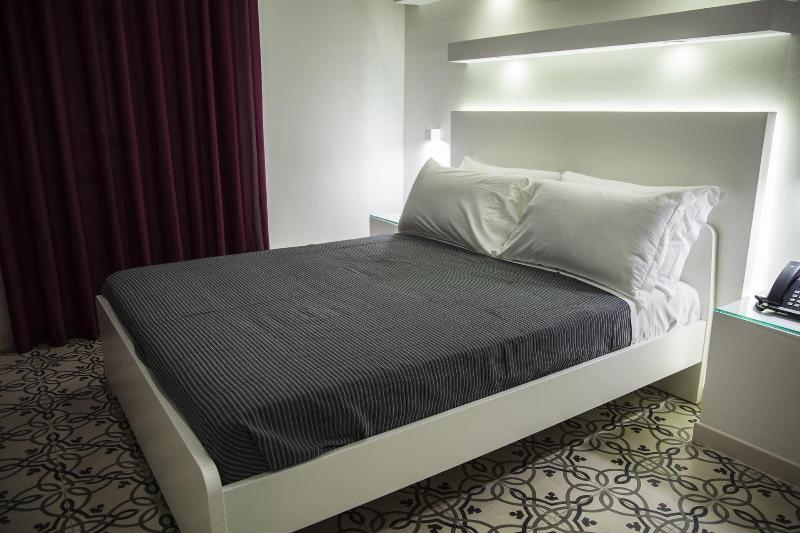 Villa Adelaide suite & room image