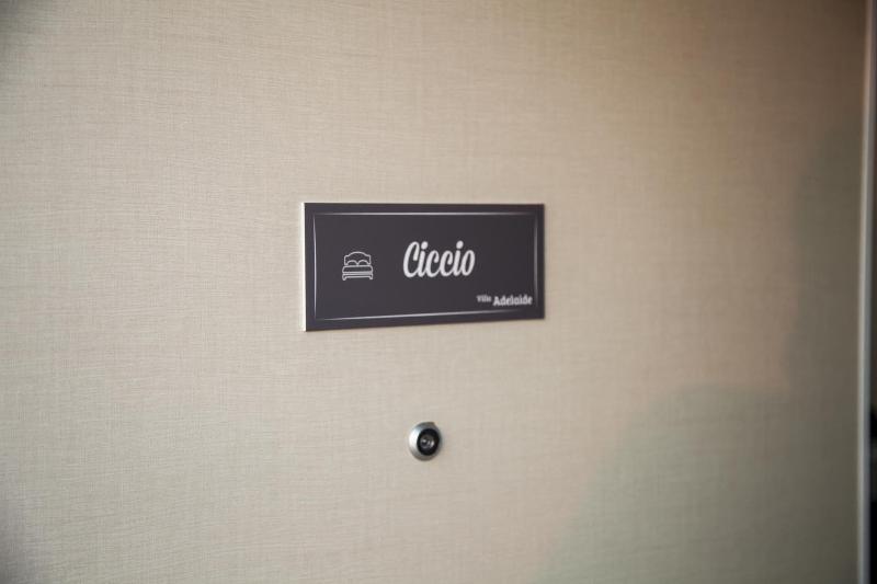 Villa Adelaide suite & room image
