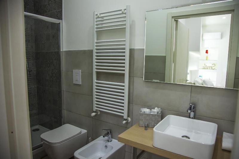 Villa Adelaide suite & room image