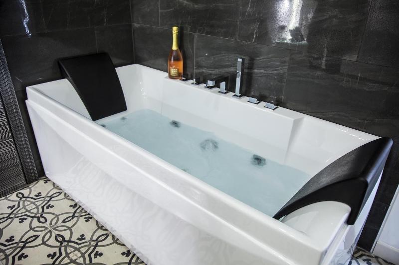 Villa Adelaide suite & room image