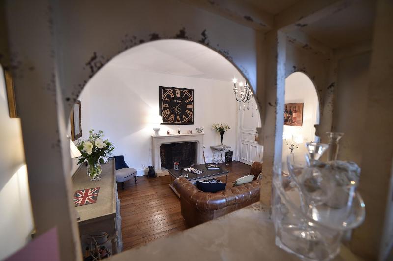 Villa Des Glycines image